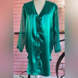 Victoria Secret Gold Label Intimate
Like New Petite Small